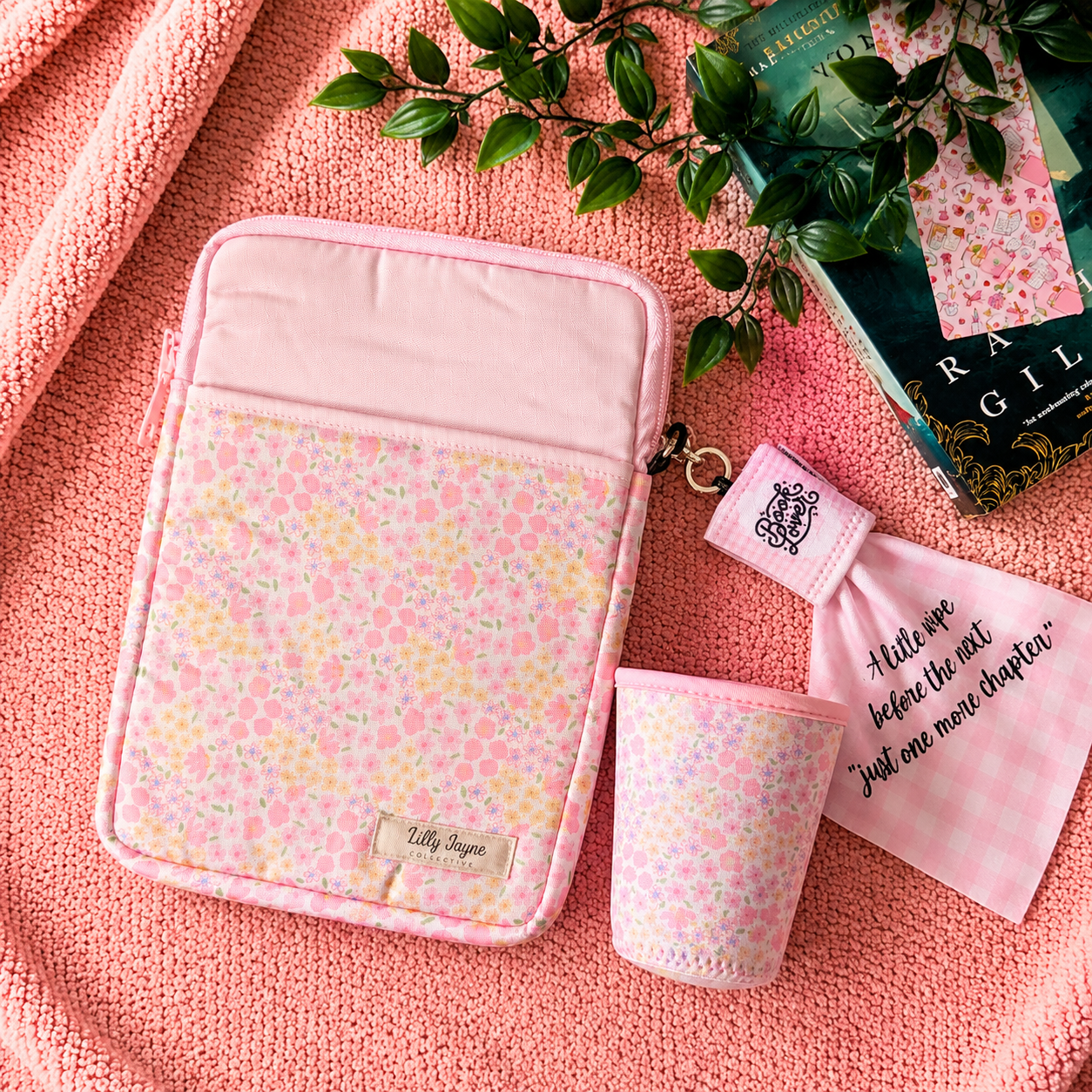 E-reader / Tablet Sleeve / Case / Book Sleeve - Pastel Petal