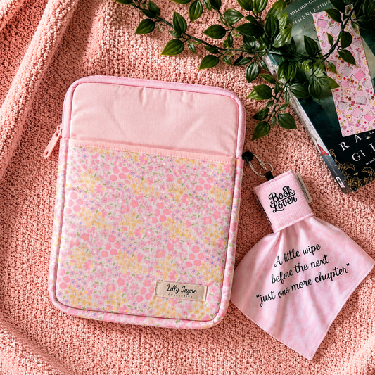 E-reader / Tablet Sleeve / Case / Book Sleeve - Pastel Petal