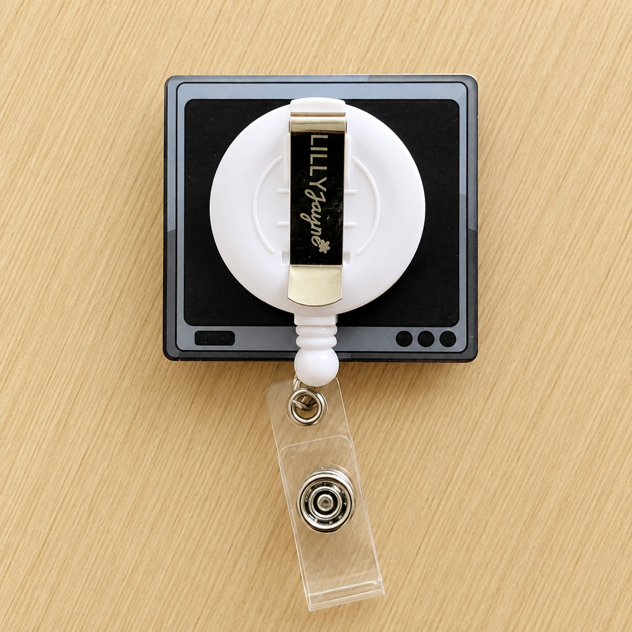 X-Ray Shaker Reel Badge